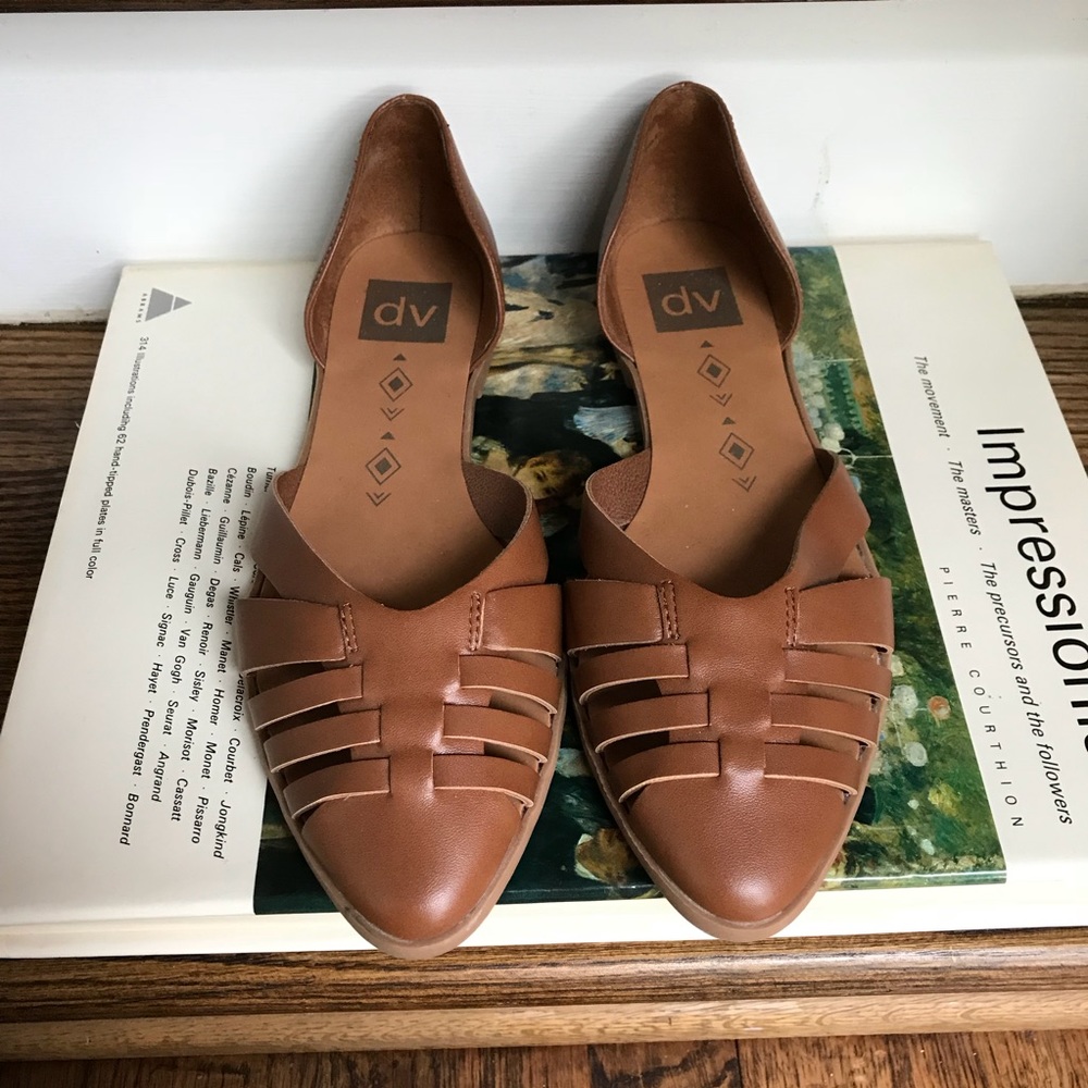 Dolce Vita Tan Sandals